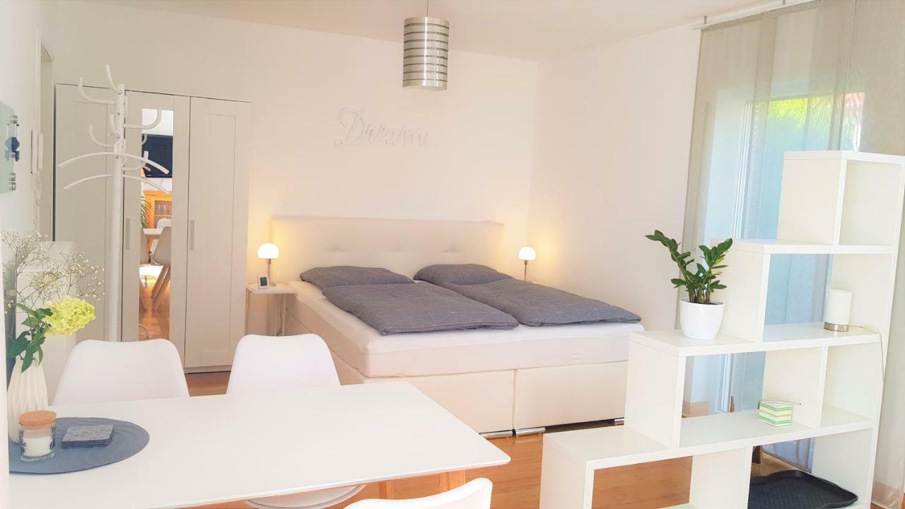 Apartment Am Paradies - 10 Minuten Fussweg Zur Innenstadt Limburg an der Lahn Bagian luar foto
