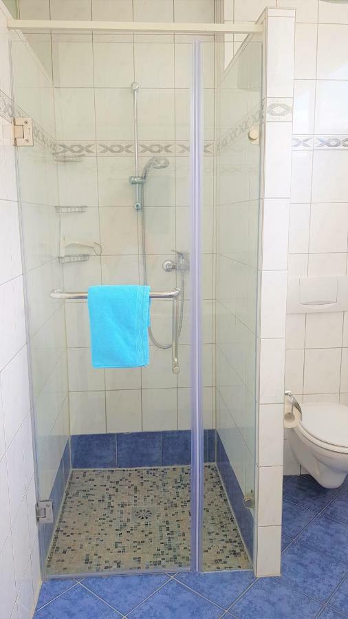 Apartment Am Paradies - 10 Minuten Fussweg Zur Innenstadt Limburg an der Lahn Bagian luar foto